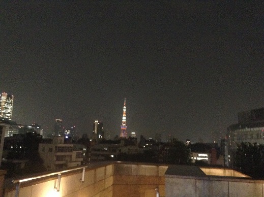 六本木ヒルズから見た東京タワー