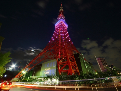 東京タワー　満月ライトアップとハニー・ムーン